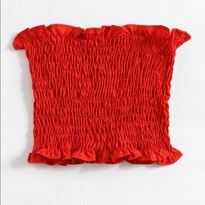 Red ruffle strapless top ❤️
